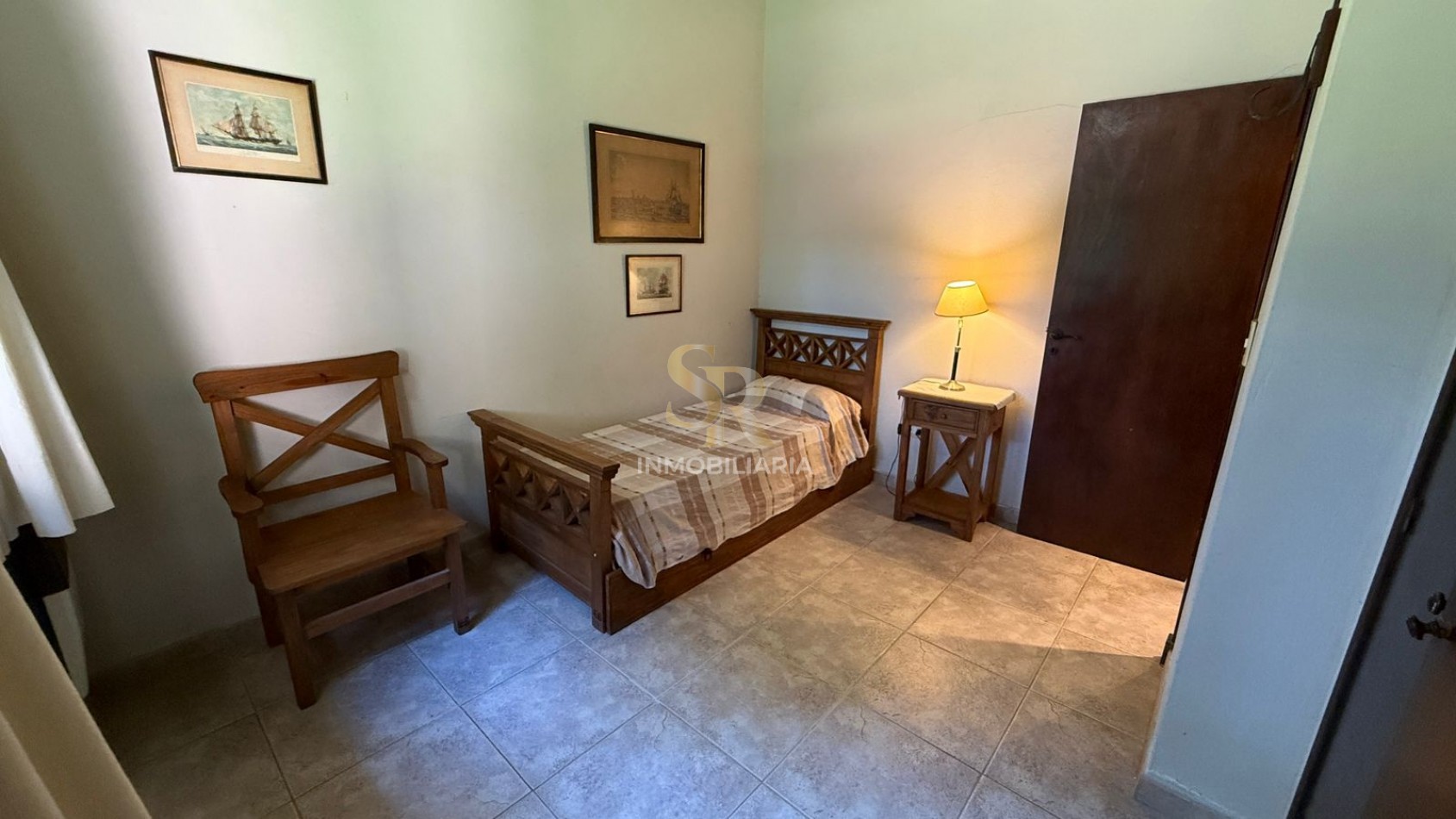 CASA EN VENTA DE 5 AMB BARRIO LASALLE PINAMAR