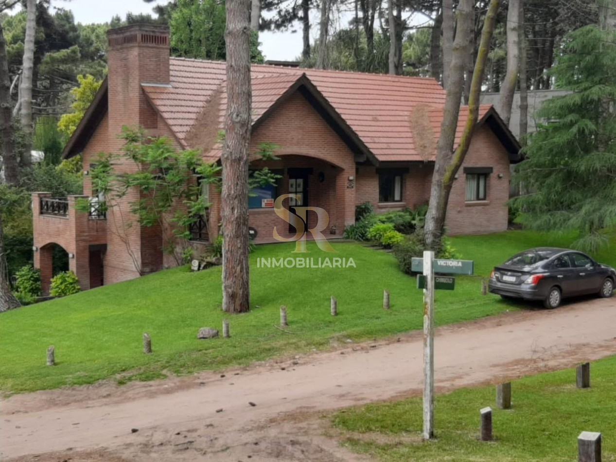 CASA EN VENTA DE 5 AMB PINAMAR NORTE