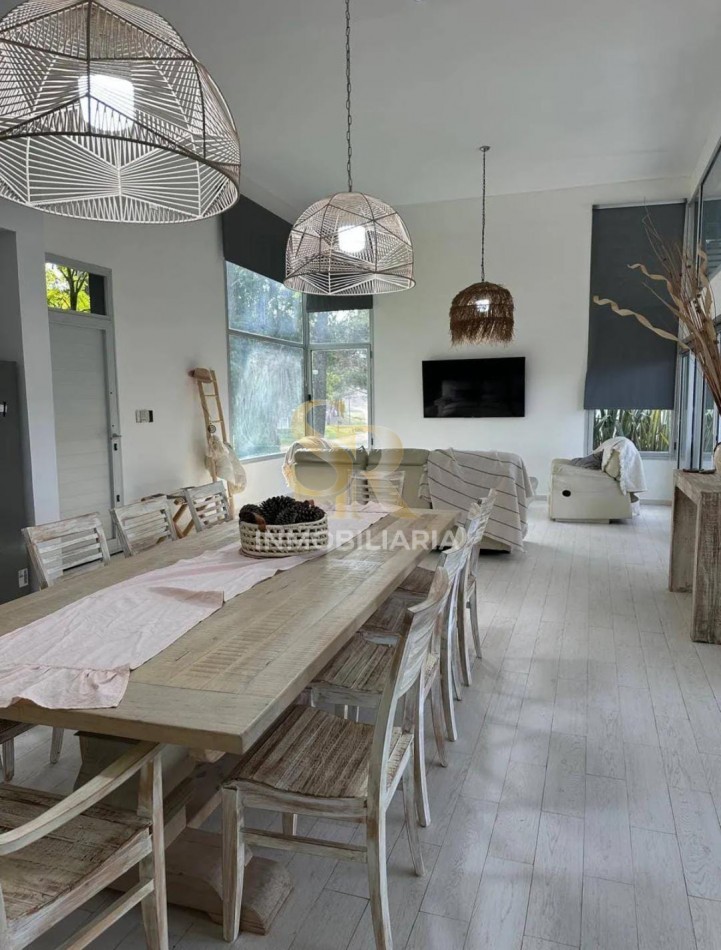CASA EN VENTA 5 AMBIENTES ALAMOS PINAMAR