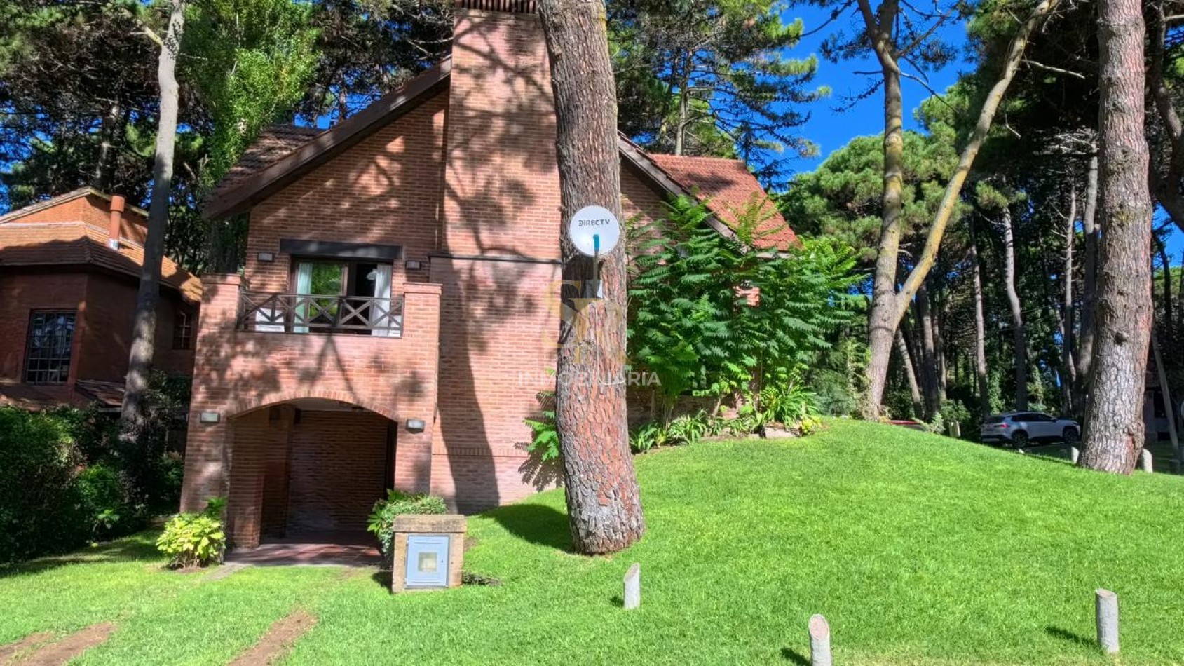 CASA EN VENTA DE 5 AMB BARRIO LASALLE PINAMAR