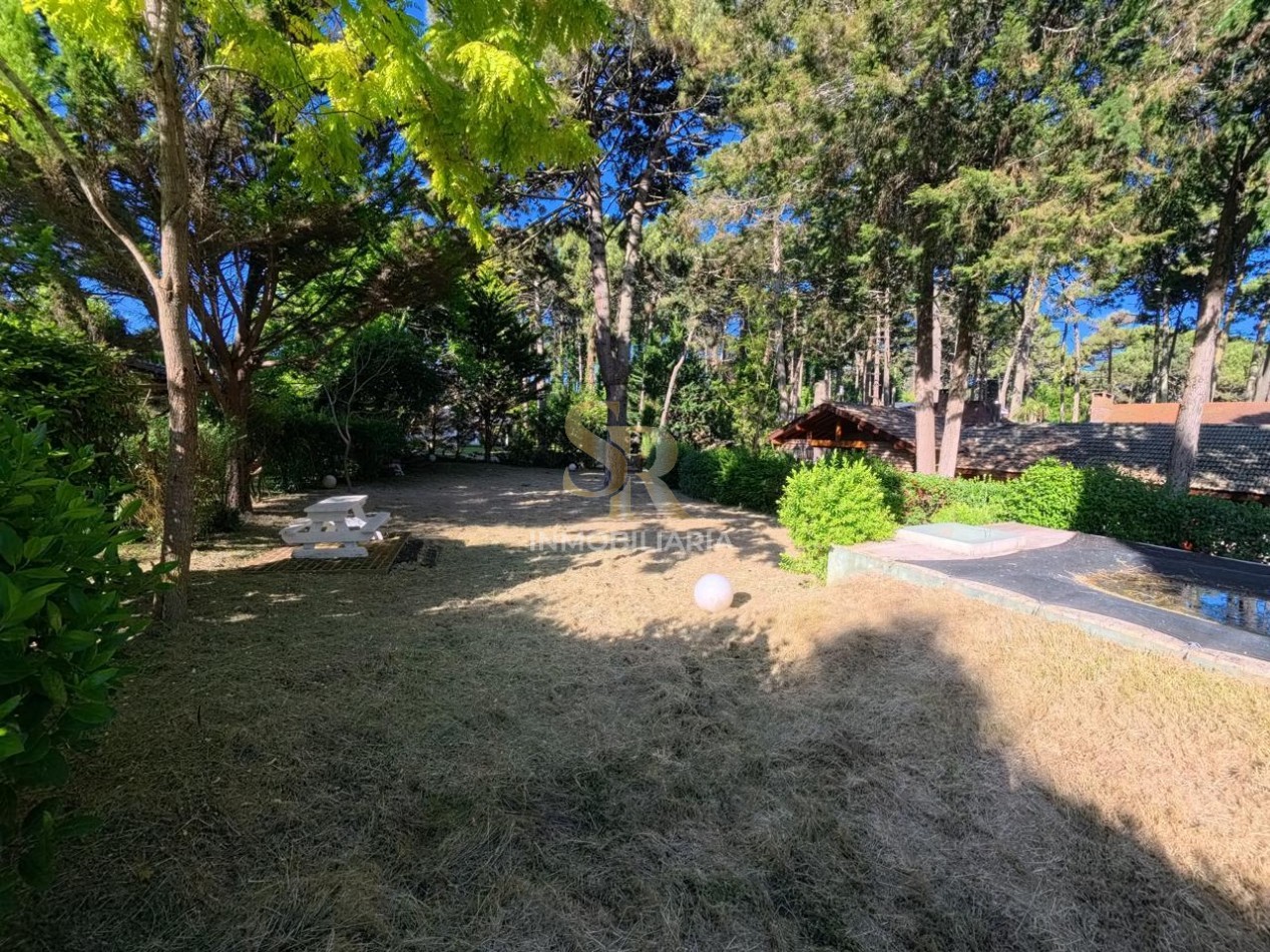 CASA EN ALQUILER TEMPORAL DE 5 AMBIENTES CON PILETA PINAMAR 