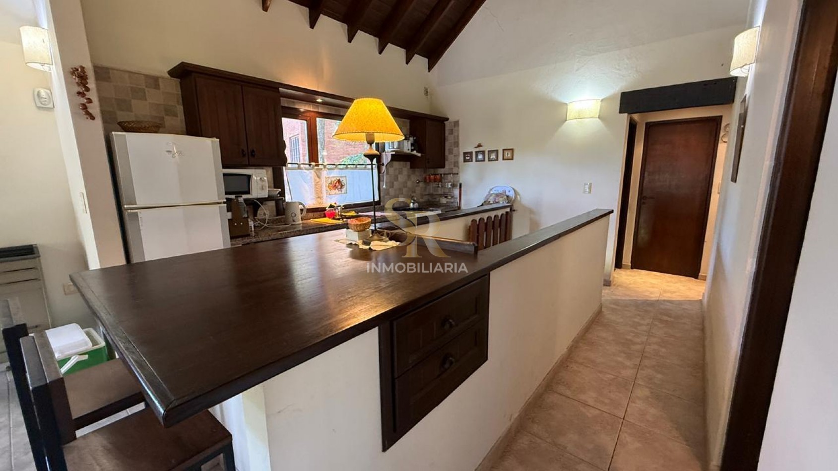 CASA EN VENTA DE 5 AMB BARRIO LASALLE PINAMAR