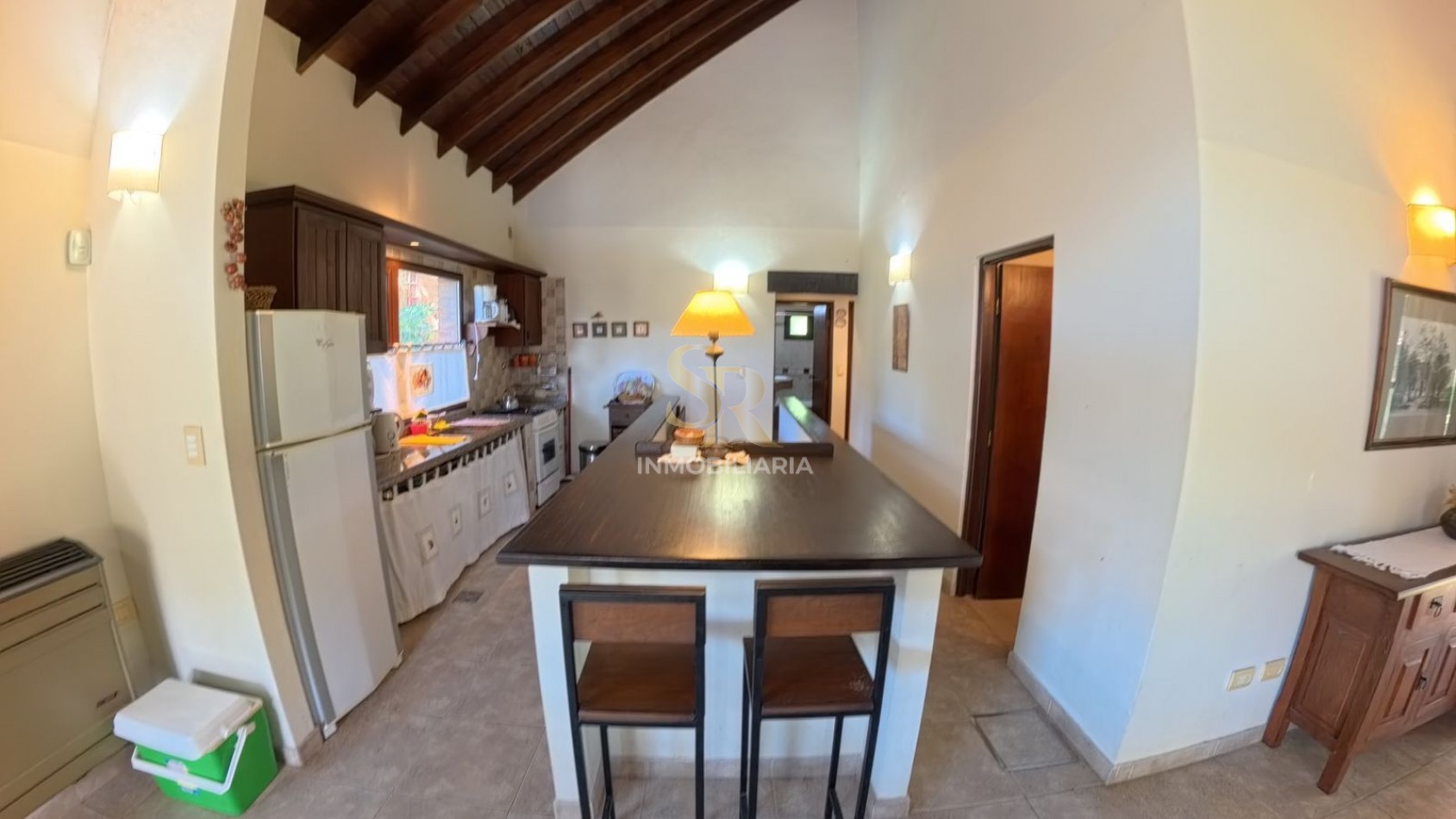 CASA EN VENTA DE 5 AMB BARRIO LASALLE PINAMAR