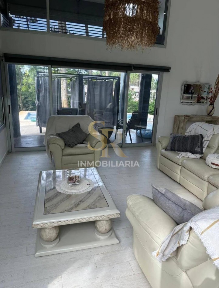 CASA EN VENTA 5 AMBIENTES ALAMOS PINAMAR
