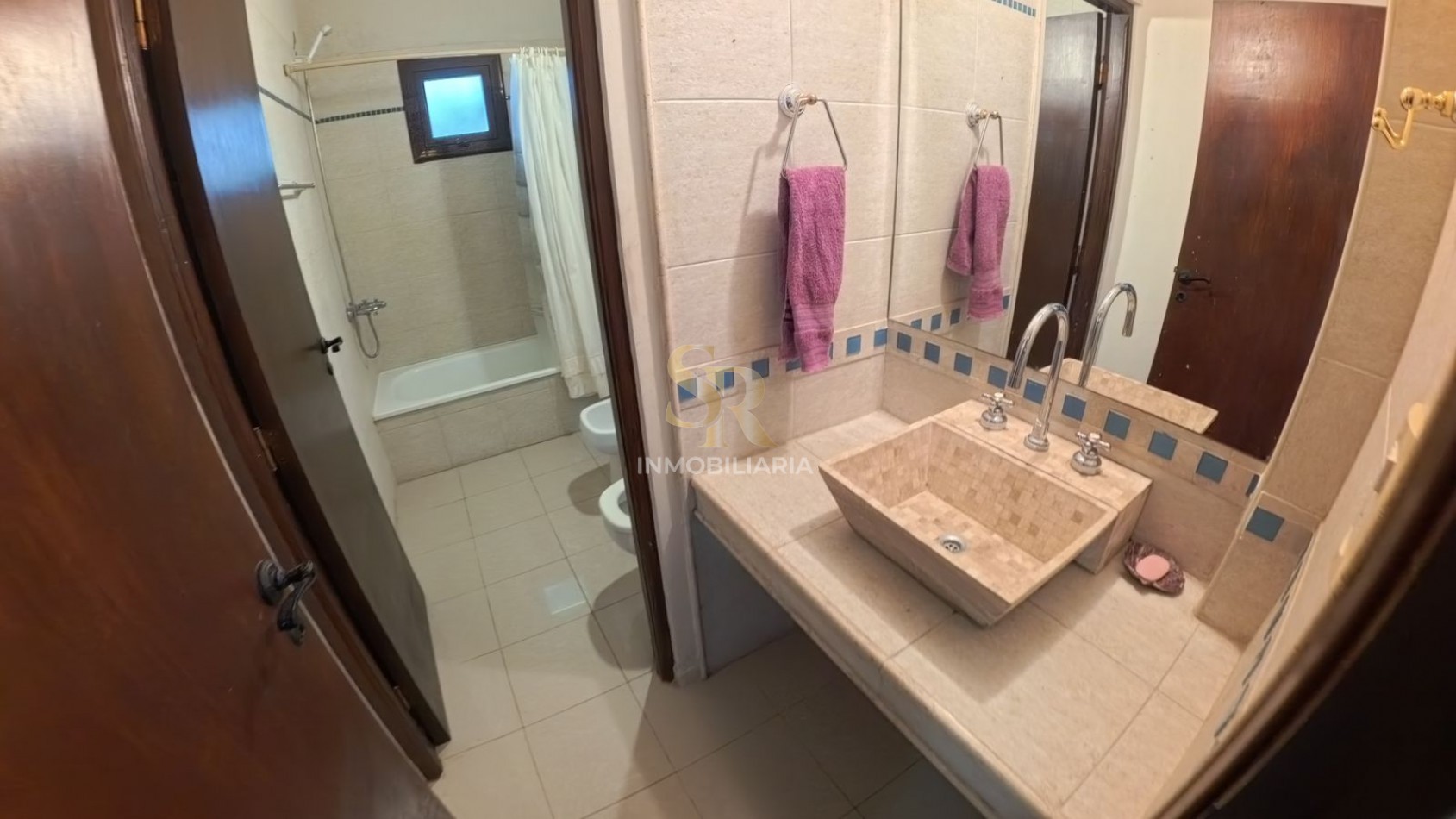 CASA EN VENTA DE 5 AMB BARRIO LASALLE PINAMAR