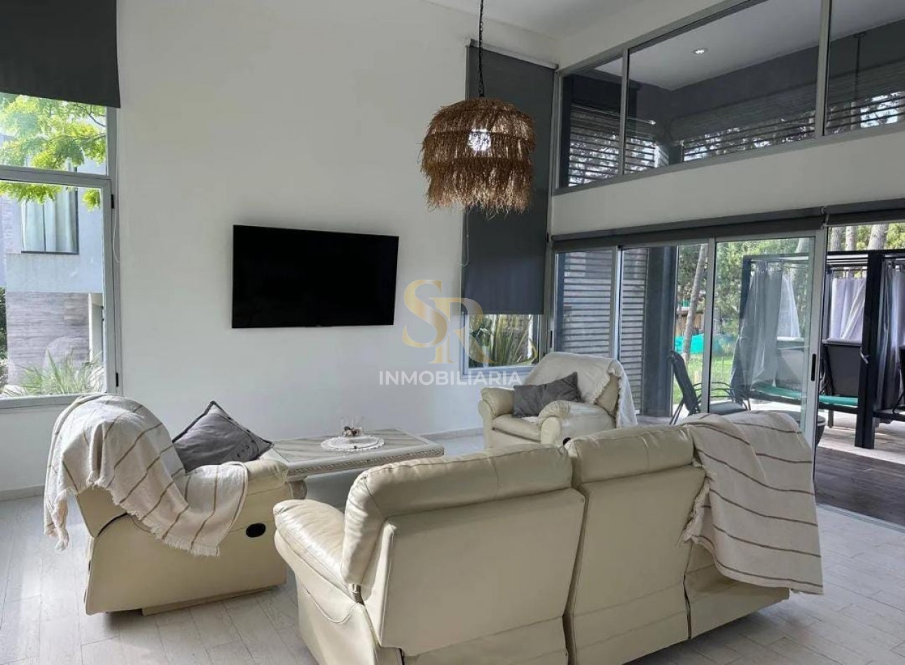 CASA EN VENTA 5 AMBIENTES ALAMOS PINAMAR