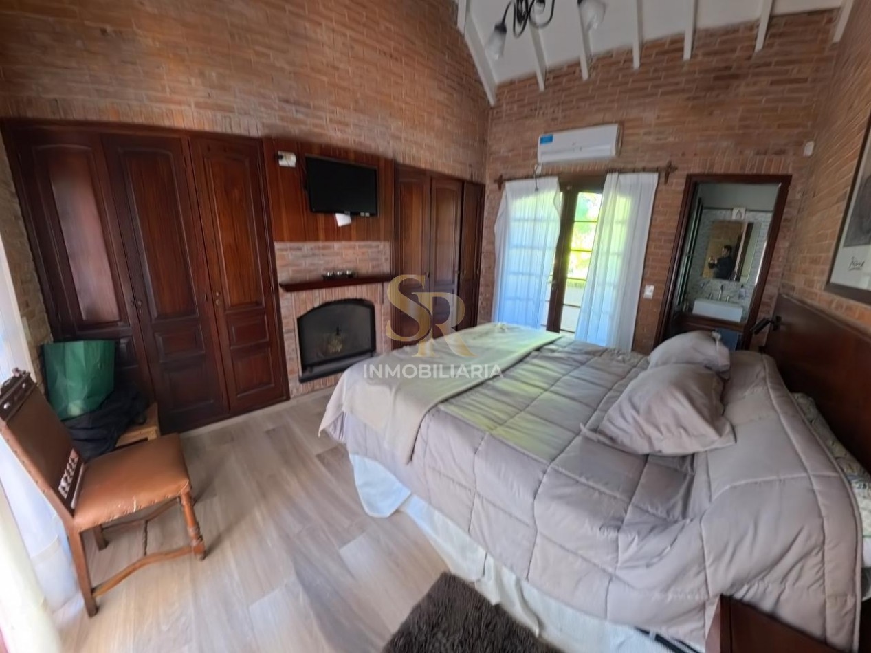 CASA EN ALQUILER TEMPORAL DE 5 AMBIENTES CON PILETA PINAMAR 