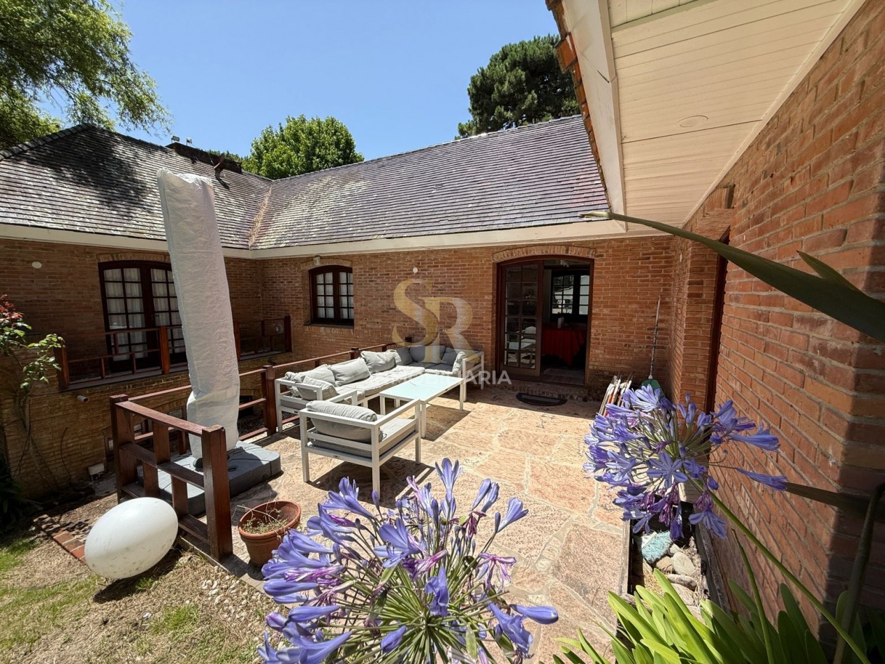 CASA EN ALQUILER TEMPORAL DE 5 AMBIENTES CON PILETA PINAMAR 