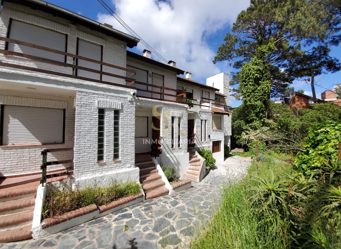 DEPARTAMENTO TRIPLEX EN VENTA PINAMAR