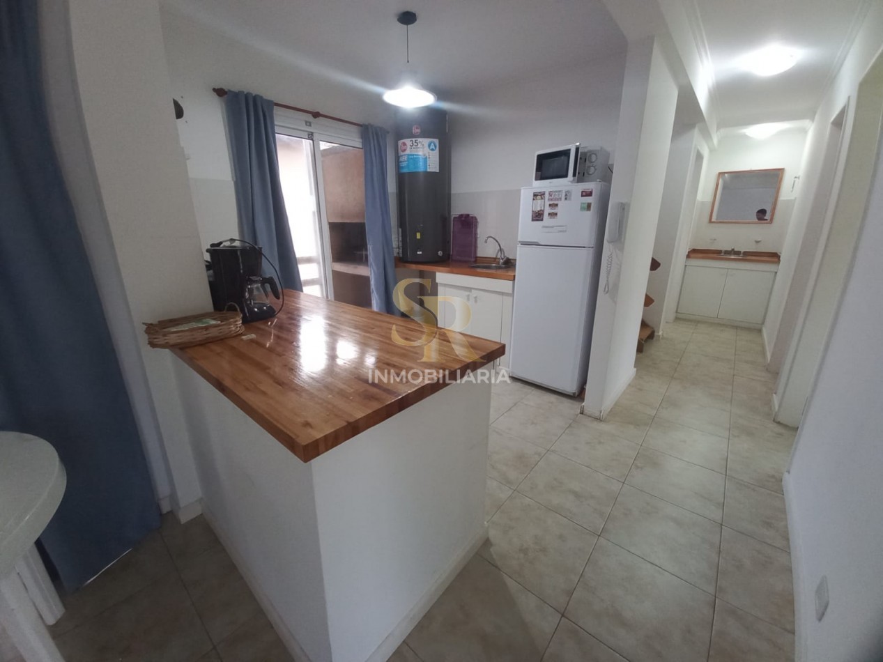 DEPARTAMENTO EN VENTA PINAMAR ZONA CENTRO CON PILETA