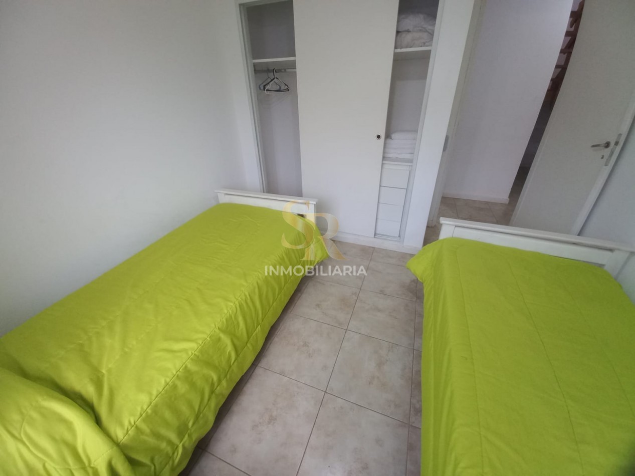 DEPARTAMENTO EN VENTA PINAMAR ZONA CENTRO CON PILETA