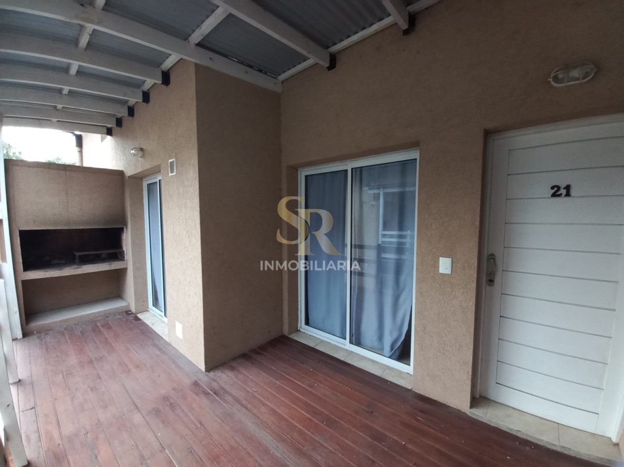 DEPARTAMENTO EN VENTA PINAMAR ZONA CENTRO CON PILETA