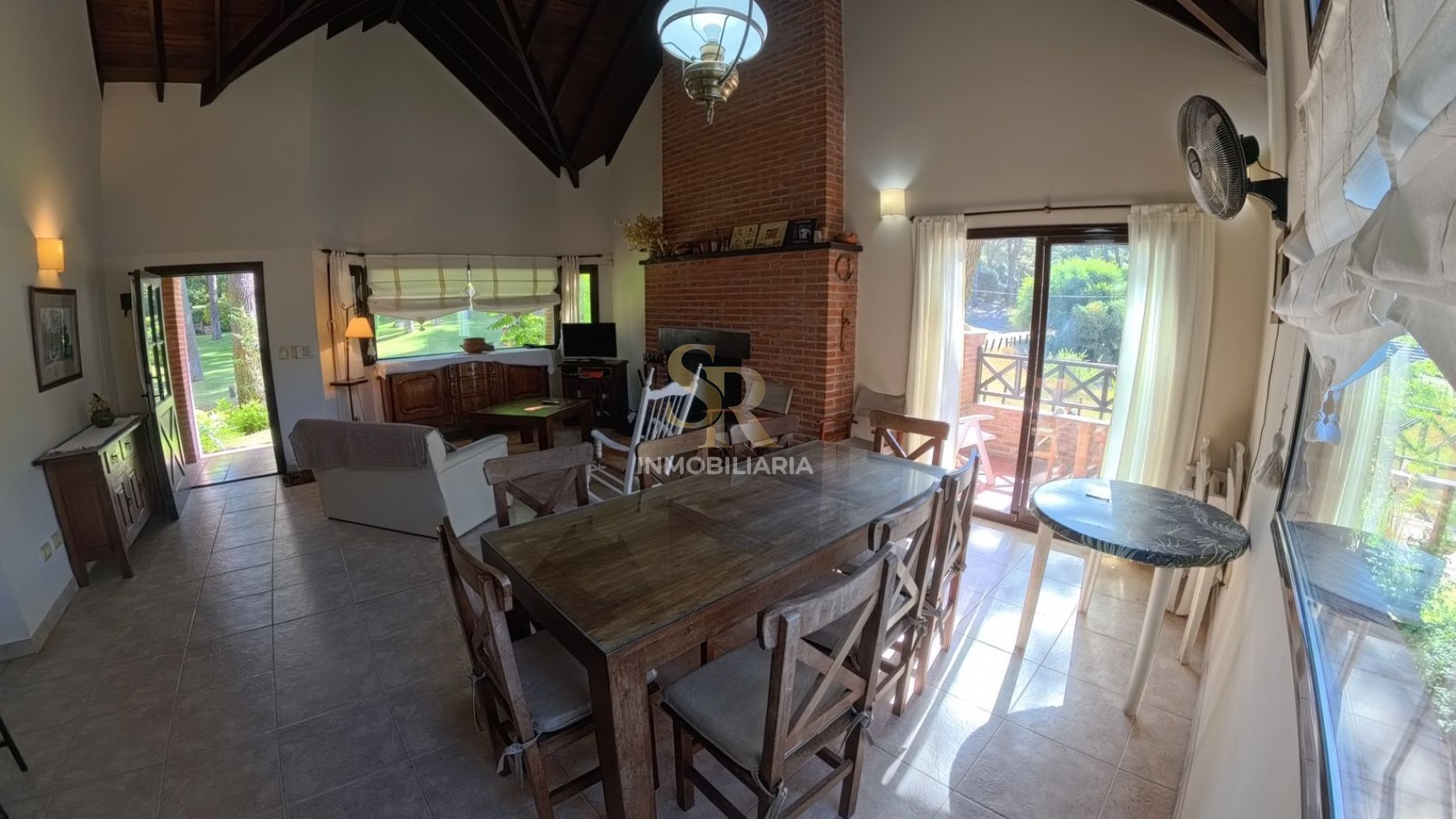 CASA EN VENTA DE 5 AMB PINAMAR NORTE